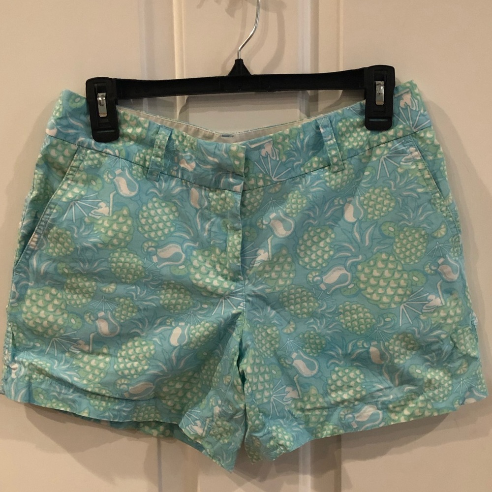 Vineyard Vines printed shorts